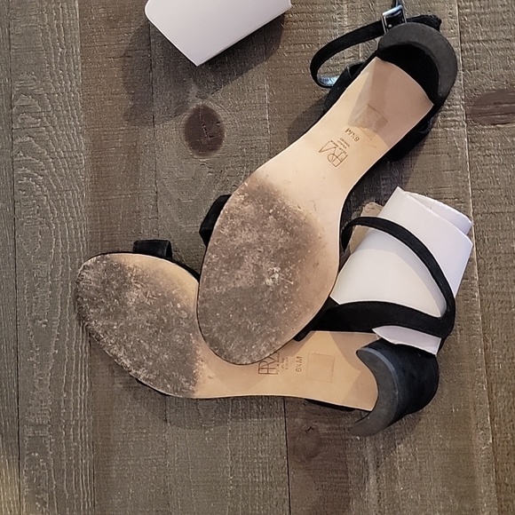 Womens Pelle Moda suede heels - Picture 7 of 7